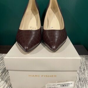 Marc Fisher Brown Heels with Textured Leather and Pointed Toe
